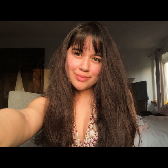 Meet your Posher, Kendra - Picture 1 of 1